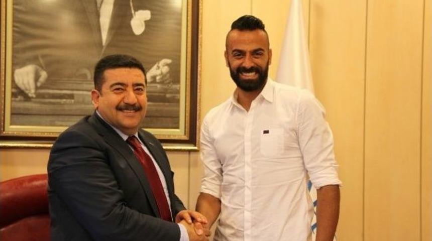 Gaziantep B&uuml;y&uuml;kşehir Belediyespor İlk Transferini Yaptı