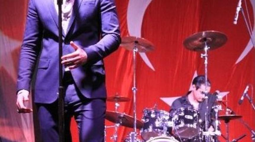 &Uuml;niversite &Ouml;ğrencileri Zakkum İle Coştu