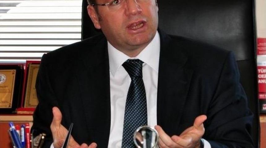 Bandırma'da Hakim Ve Savcıların G&ouml;rev Yerleri Değişti