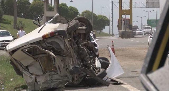 Yolcu Otob&uuml;s&uuml; İle Minib&uuml;s &Ccedil;arpıştı: 1 Yaralı 1