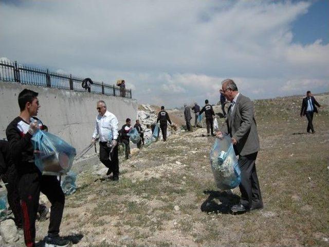 Beü’den Çöp Toplama Kampanyası