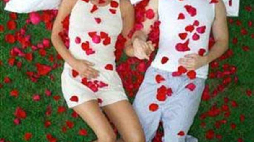 T&uuml;rklerin seks faturasını &ccedil;ıkardılar