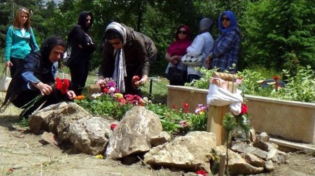 &Uuml;niversiteli Bigem&rsquo;i Bir Kez Daha &Ouml;ld&uuml;rd&uuml;ler