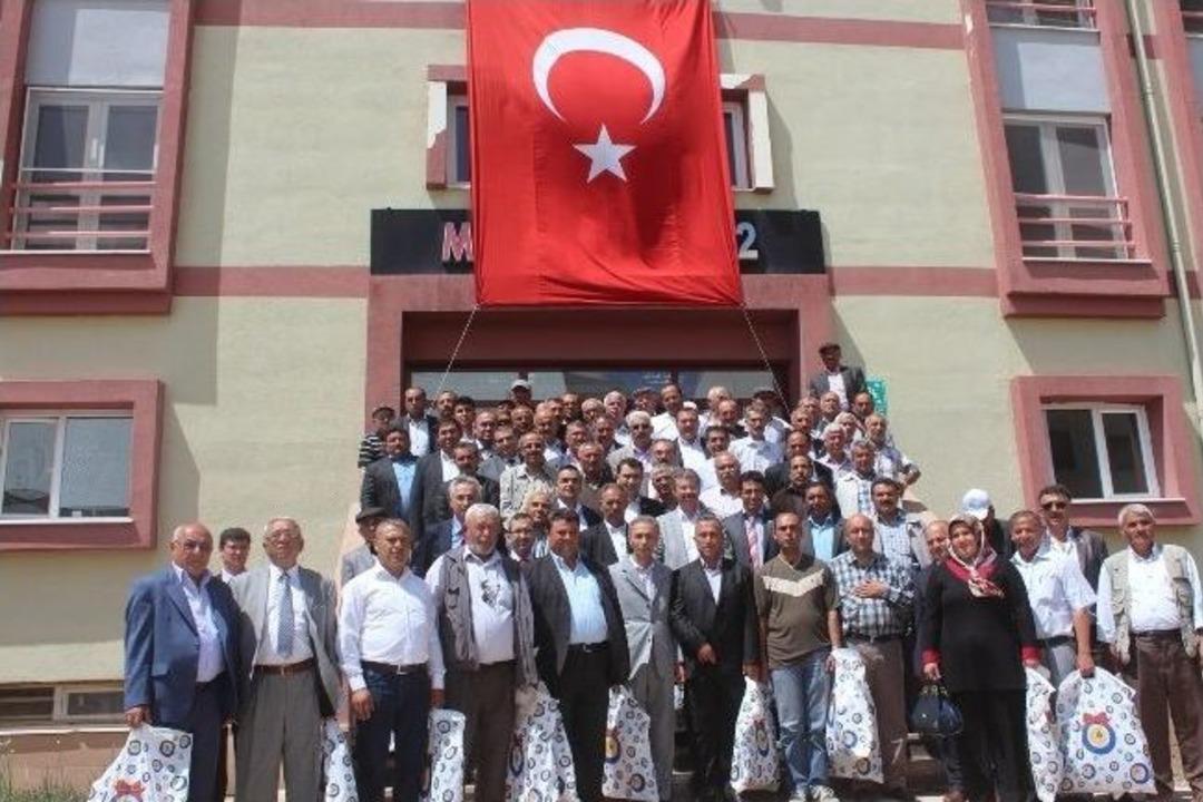 Muhtarların, Kayseri Şeker Ziyaretleri S&uuml;r&uuml;yor