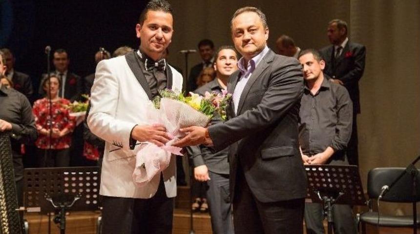 Satso T&uuml;rk M&uuml;ziği Topluluğu &lsquo;yaz R&uuml;zgarı&rsquo; Estirdi