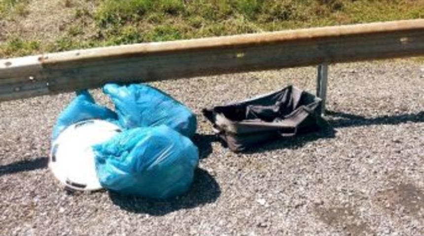 Valizin İ&ccedil;inden El Bombası Ve Kaleşnikof Şarj&ouml;r&uuml; &Ccedil;ıktı