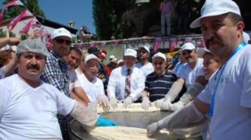 Balkanlar&rsquo;da Pişmaniye Festivali Heyecanı