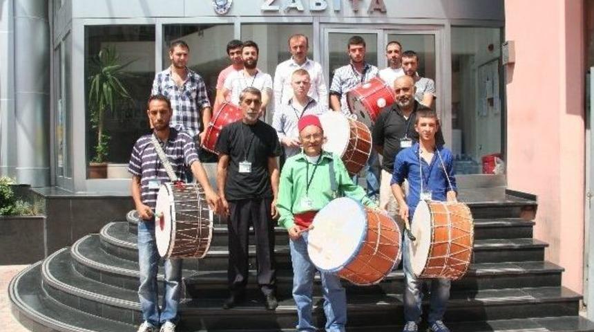 Davul &Ccedil;almak İsteyenler Zabıtaya Başvuracak