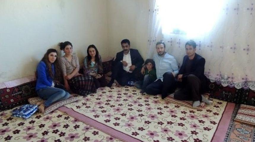 Engelli &Ccedil;ocuklar Evlerinde Ziyaret Edildi