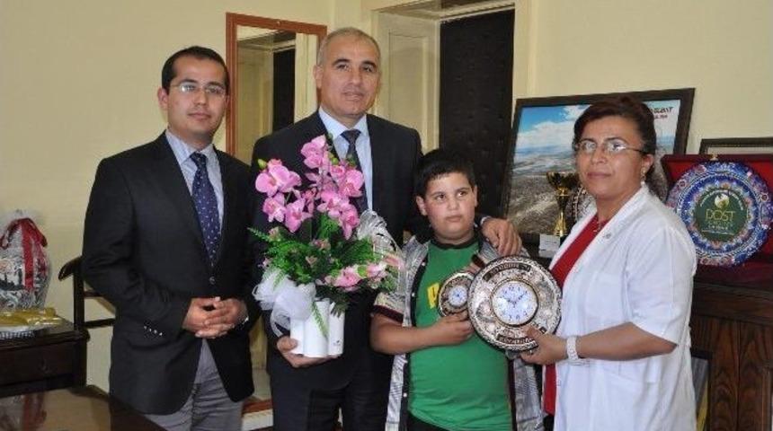 Yılın Ebesi Sorgun&rsquo;dan Se&ccedil;ildi