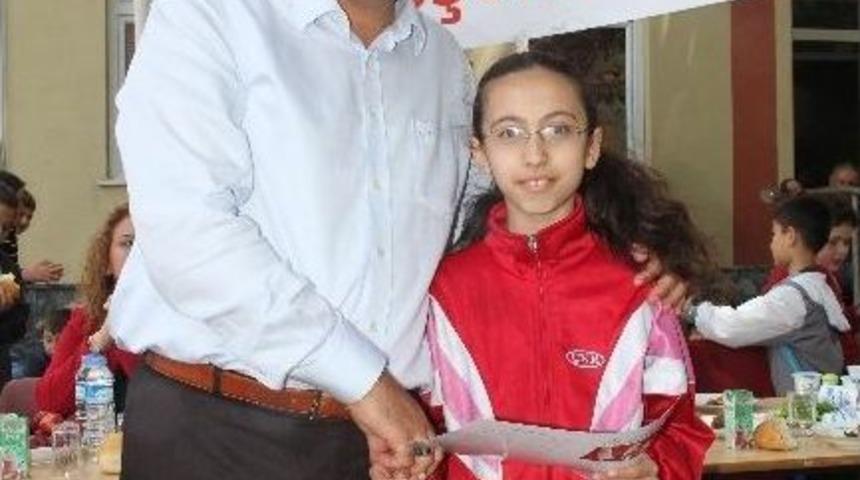 Bozkurt Belediyesinden &Ouml;ğrencilere Karne Şenliği S&uuml;rprizi