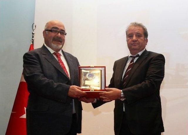 İbrahim Çeçen Üniversitesi’nde Deprem Konferansı