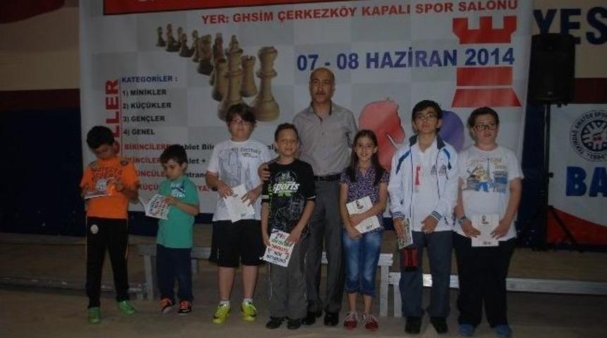 Minik 'şah'lar &Ouml;d&uuml;llerini Aldı