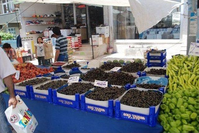 Yağmur Meyve Fiyatlarını Artırdı 1