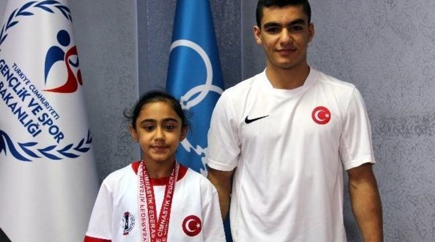 Mersin'den Cimnastik Milli Takımı'na 2 Sporcu Se&ccedil;ildi