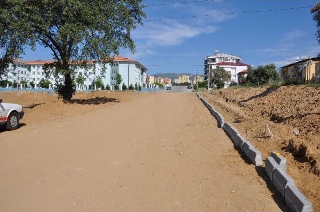 Nazilli&rsquo;de Yol A&ccedil;ma &Ccedil;alışmaları Devam Ediyor