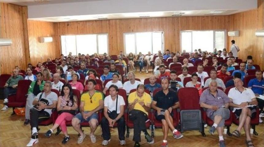 İşitme Engelliler Antren&ouml;r Kursu