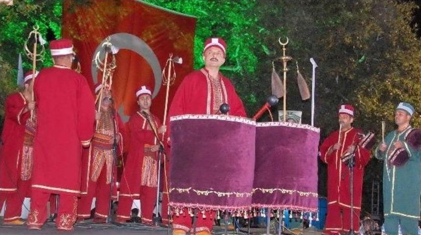 Hobileri Meslekleri Oldu