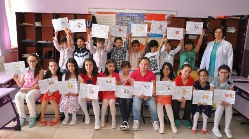 Nevşehir&rsquo;de &Ouml;ğrencilerin Karne Heyecanı