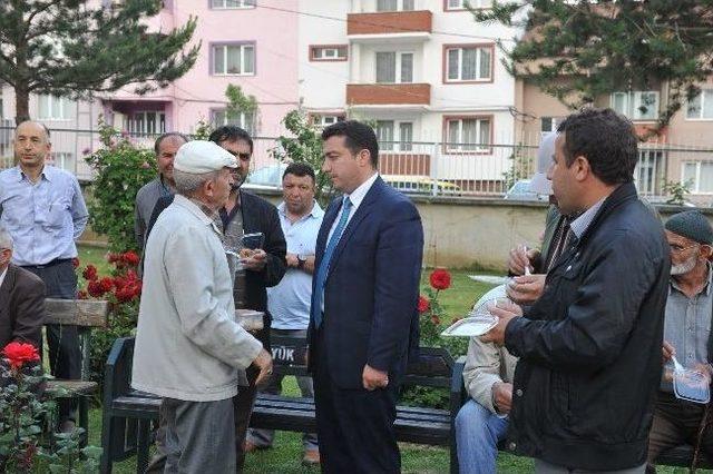 Yeşil Camii’de Lokma İkramı