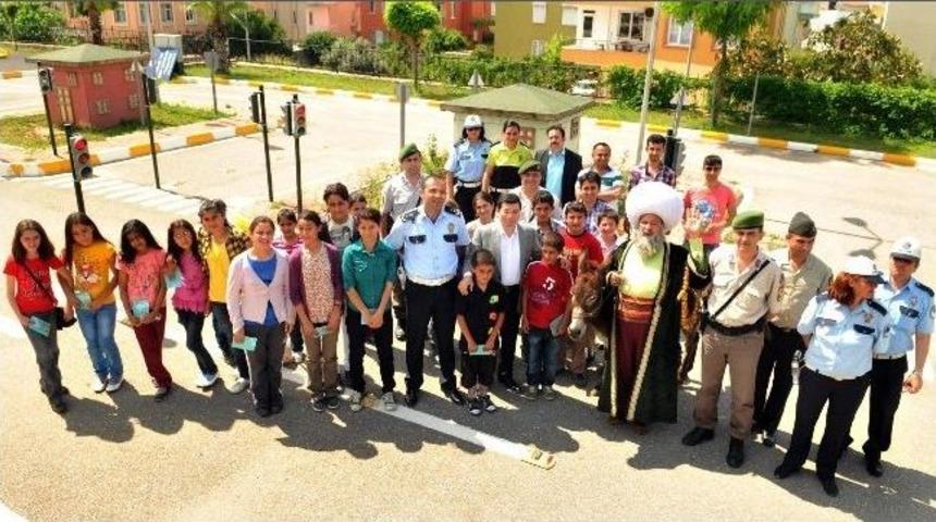 Kepez&rsquo;de 15 Bin &Ouml;ğrenciye Trafik Dersi