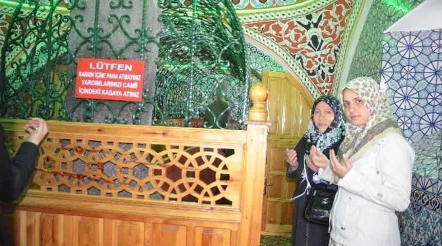 Gen&ccedil;lik Liderlerinden Berat Kandili Etkinliği