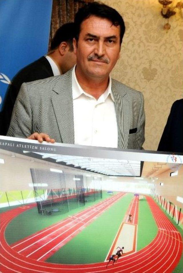 Bursa’nın İlk Kapalı Atletizm Pisti Bakanlıktan Onay Aldı