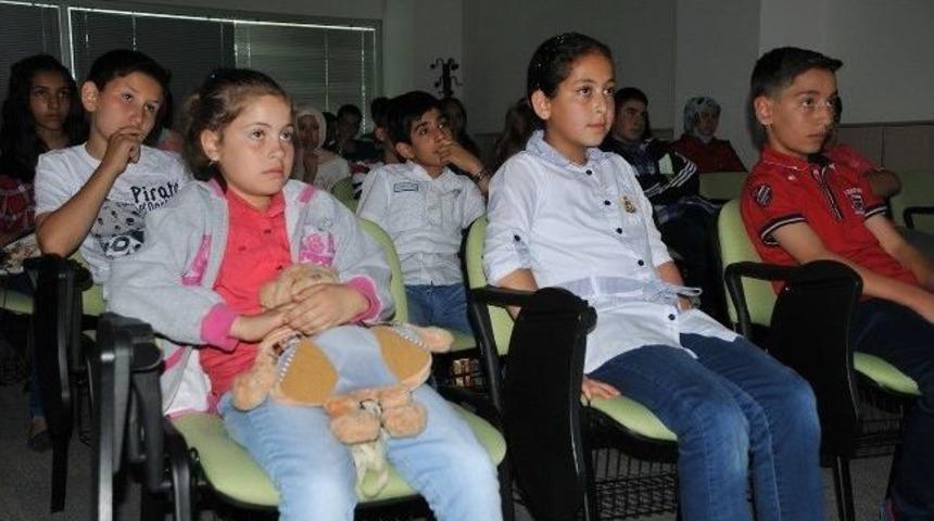 Ispartalı &Ouml;ğrencilere Antalya Gezisi