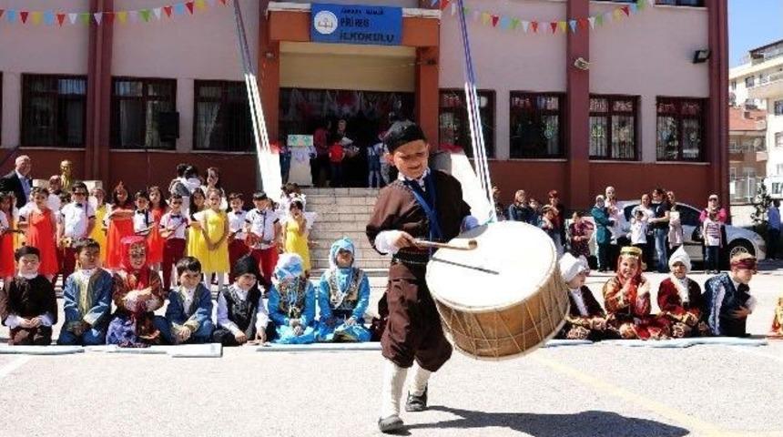 Akg&uuml;l, Karne Sevincine Ortak Oldu