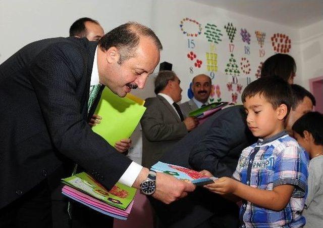 Akg&uuml;l, Karne Sevincine Ortak Oldu 2