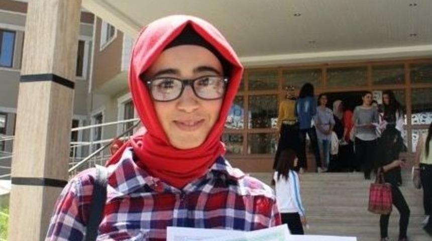 &Ouml;ğrencilerin Karne Sevinci