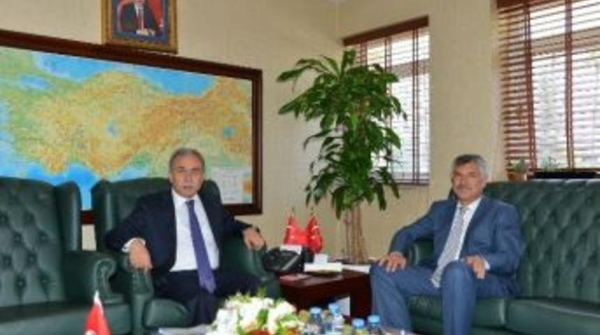 Başkan Karalar'dan Vali B&uuml;y&uuml;k'e Ziyaret