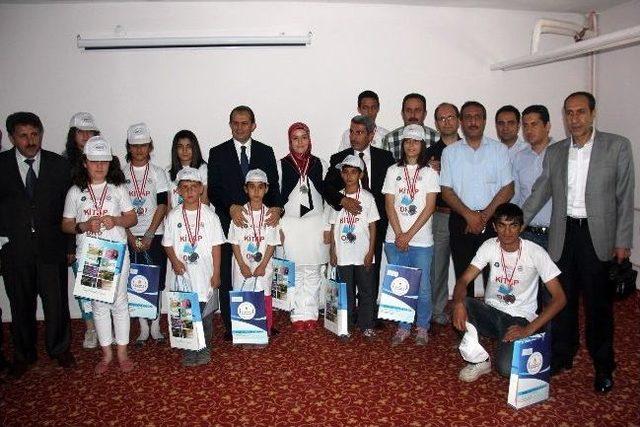 Bingöl’de 62 Bin Öğrenci Karne Heyecanı Yaşadı 2