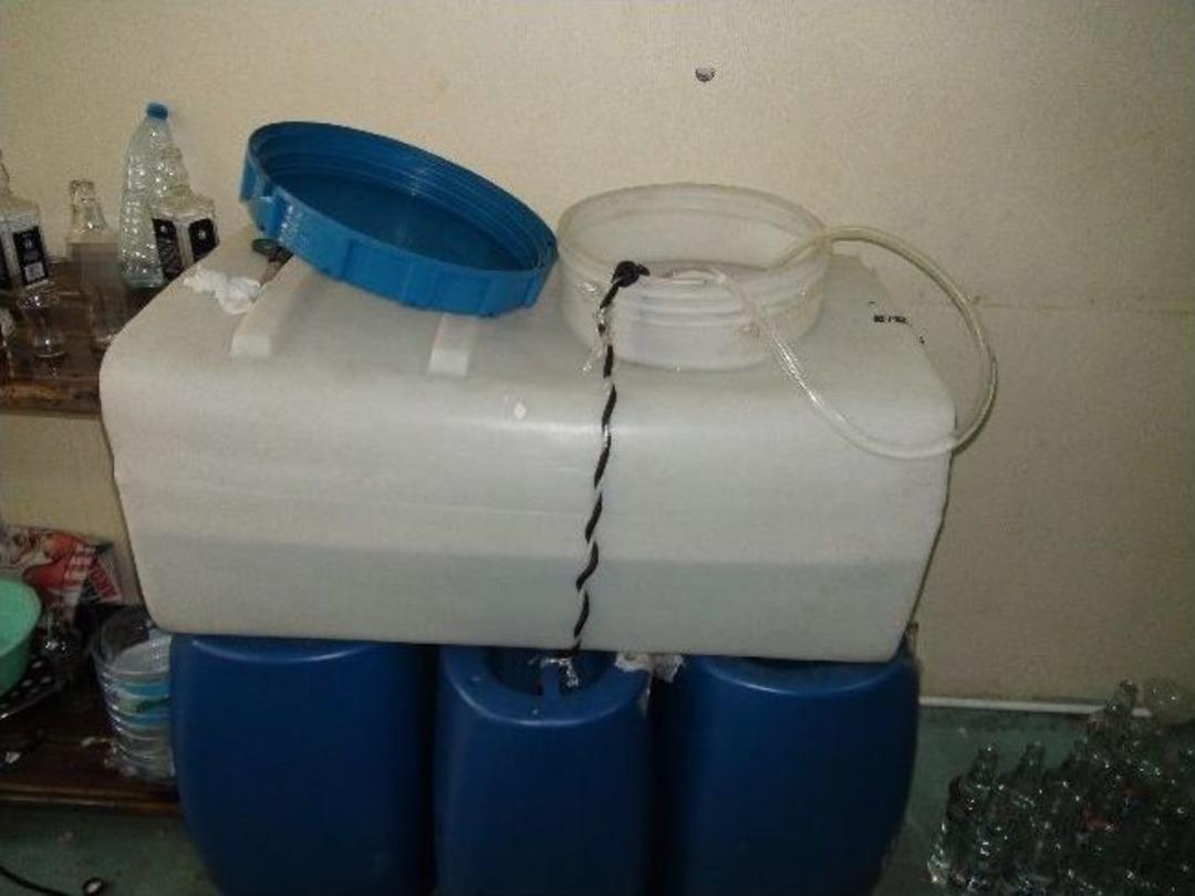 Fatih&rsquo;te Sahte İ&ccedil;ki Operasyonu