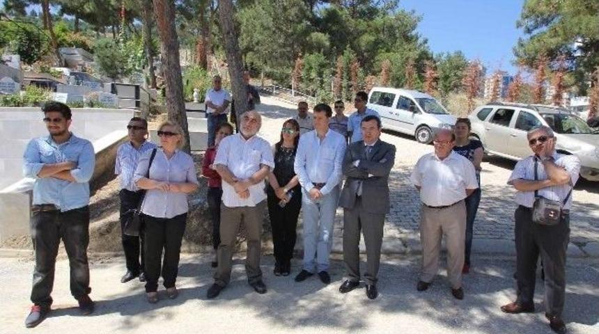 Gazeteci Fevzi Yılmaz Narlıdere'de Anıldı