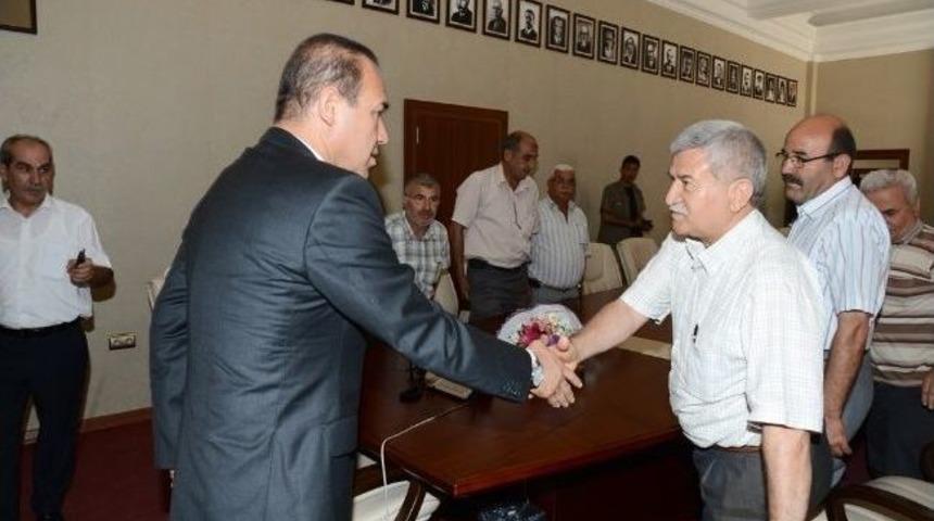 Mutlu Ayrılıyorlar