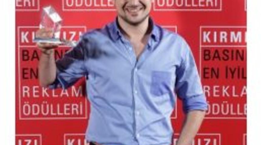 İzmirli Reklamcılar Kırmızı &Ouml;d&uuml;llerini Topladı