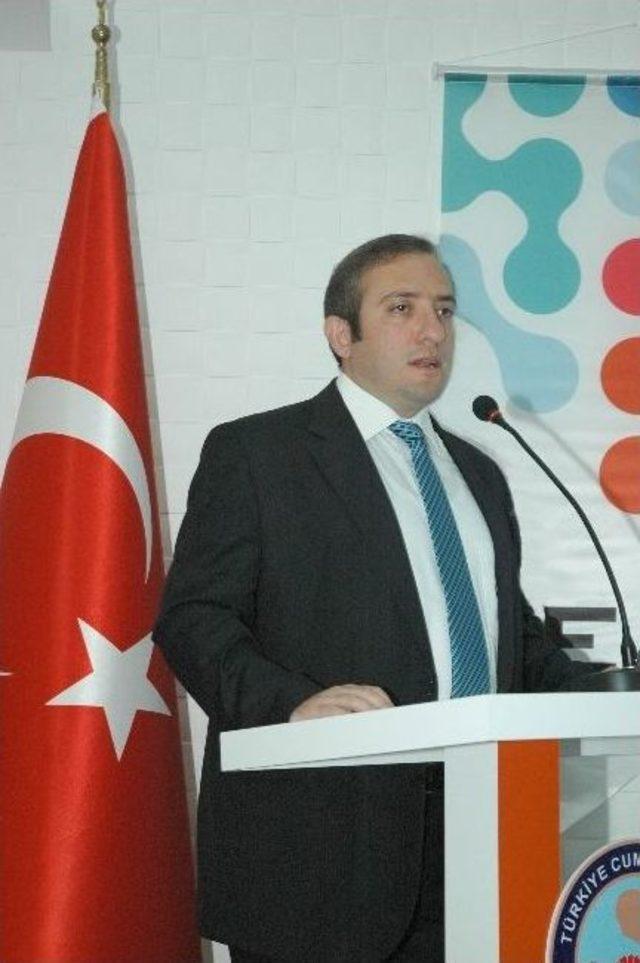 Toplumsal Ekonomik Araştırmalar Merkezi&rsquo;nden Demre de Konferans 1