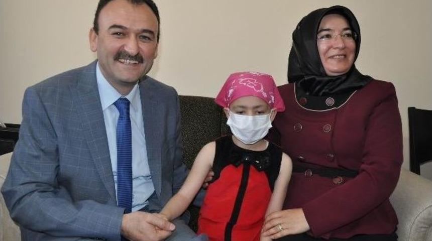 L&ouml;semili Zeynep'in Karne Sevinci