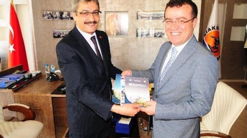 M&uuml;d&uuml;r Asar'dan Başkan Taş&ccedil;ı'ya Ziyaret