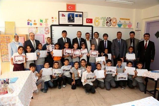 Başkan Fadıloğlu &Ouml;ğrencilere Karnelerini Dağıttı 1