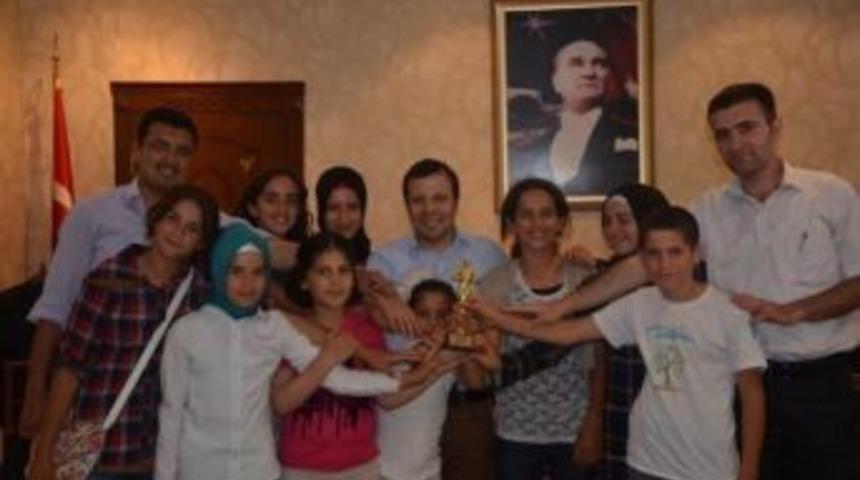 Yol&uuml;st&uuml; Ortaokulu'ndan Kaymakam Arık'a Ziyaret