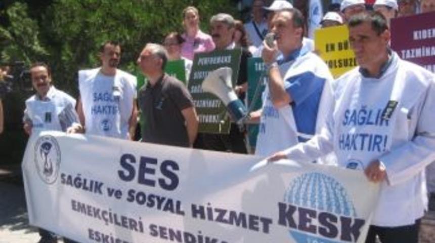 Eskişehir Tabip Odası Ve Ses'ten Taşeron Eylemi