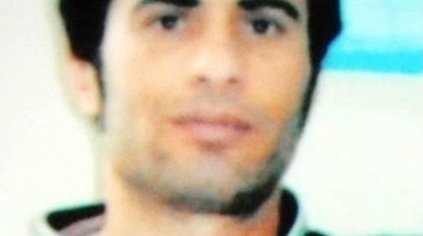 Cenaze Aracını Ateşe Verdiler