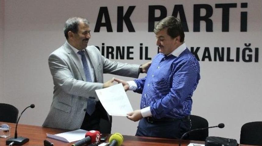 Ak Parti'ye Yeni Kan "rafet Sezen"