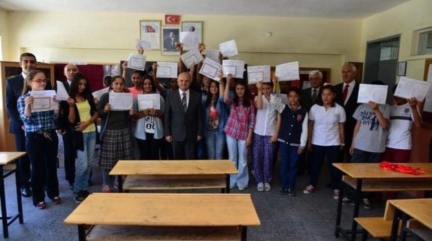 Okullar Tatile Girdi