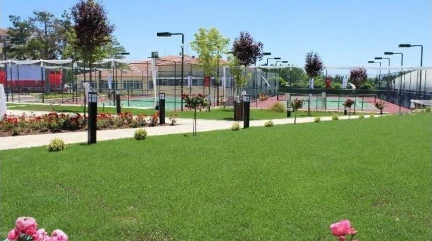 Kırşehir&rsquo;in Tenis Kortu A&ccedil;ıldı