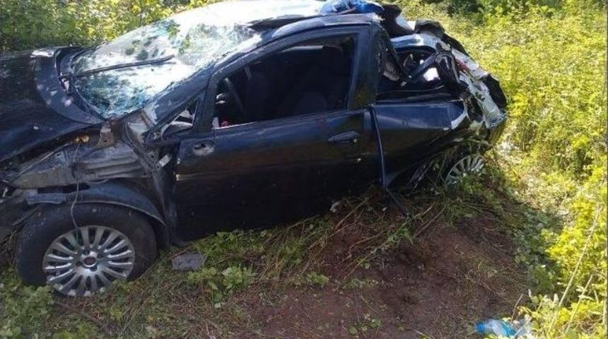 D&uuml;zce Tem Otoyolunda Kaza: 3 Yaralı