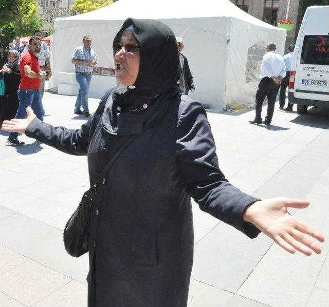 Aksaray da Bayrak Y&uuml;r&uuml;y&uuml;ş&uuml;nde Katılımın Az Olmasına Tepki 1