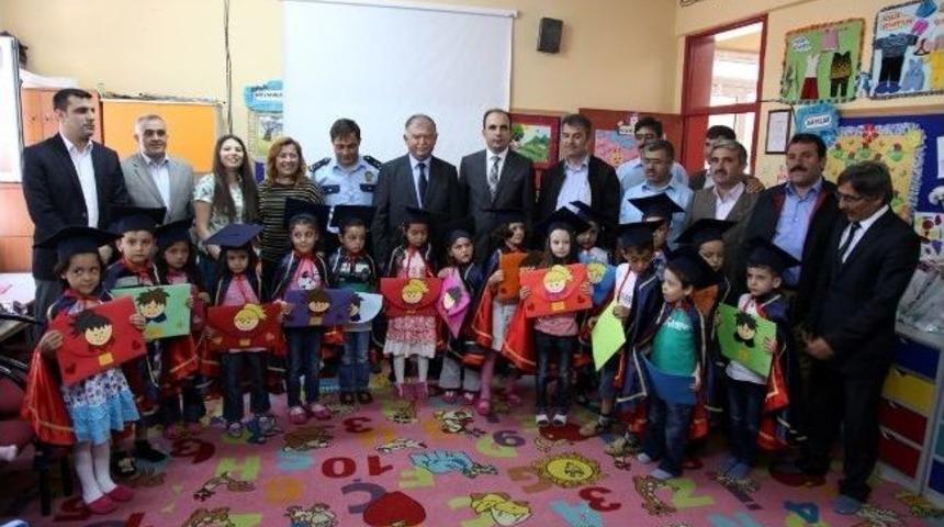 Sel&ccedil;uklu&rsquo;da Karne Coşkusu